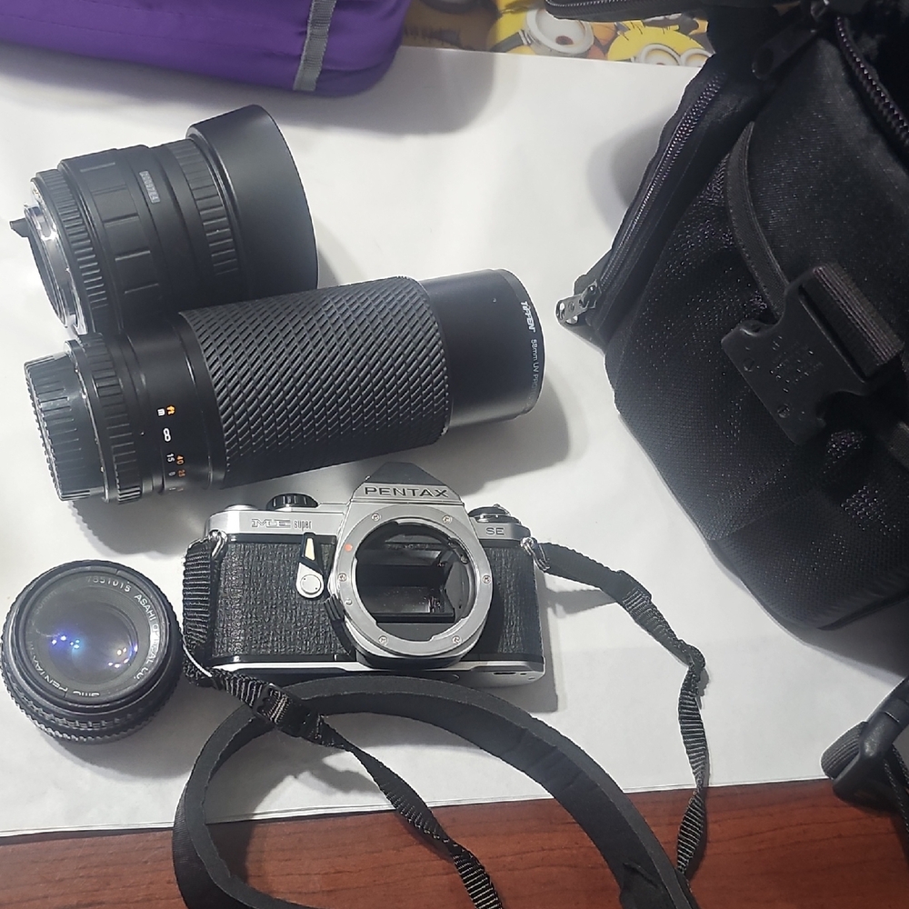 Pentax ME Super Camera with Lens Kit